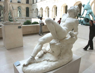 James Pradier, Prométhée.
Statue en marbre de Carrare, 1827.
Musée du Louvre.