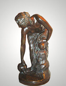James Pradier, Danaïde.
Bronze, H. env. 45 cm. Coll. privée.