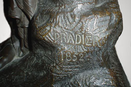 James Pradier, Danaïde (détail).
Bronze, H. env. 45 cm. Coll. privée.