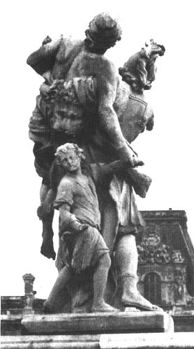 Pierre Le Pautre,
Énée portant son père Anchise (1716).
Groupe en marbre, H. 2,64 m.
Jardin des Tuileries.
Photo Louvre, vers 1972.
