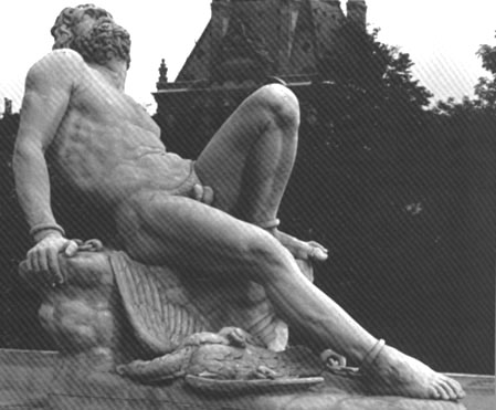 James Pradier,
Prométhée (1827).
Statue en marbre,
H. 1,52, L. 1,70, P. 0,80 m.
Jardin des Tuileries.
Photo Giraudon.